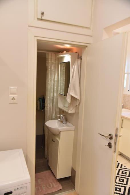 Tiny Treasure Apartment 雅典 外观 照片